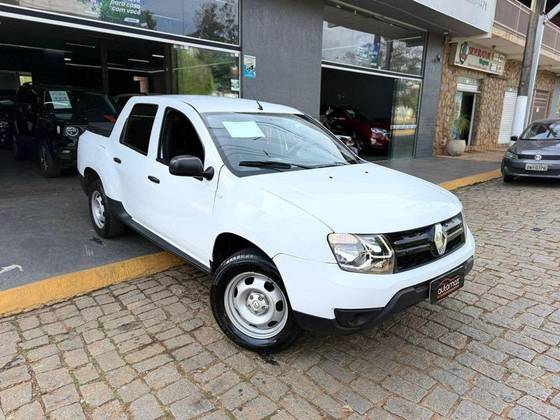 RENAULT DUSTER OROCH 1.6 16V SCE FLEX EXPRESSION MANUAL RENAULT DUSTER OROCH 1.6 16V SCE FLEX EXPRESSION MANUAL